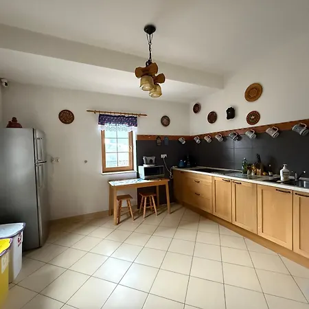 Dom Madeyski منزل للإقامة *