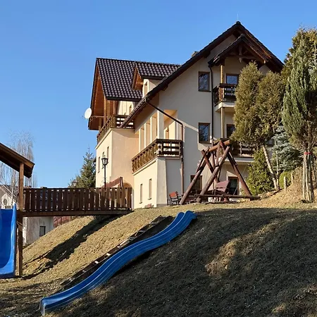 Dom Madeyski منزل للإقامة