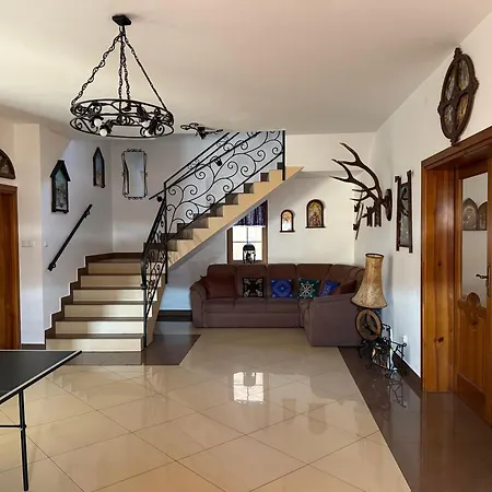 Dom Madeyski منزل للإقامة شتافنيتسه