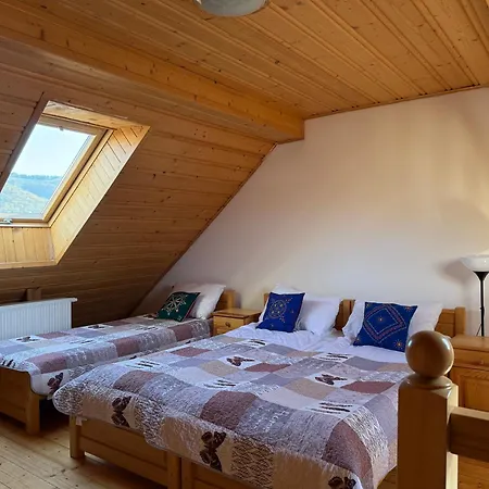 Dom Madeyski منزل للإقامة *