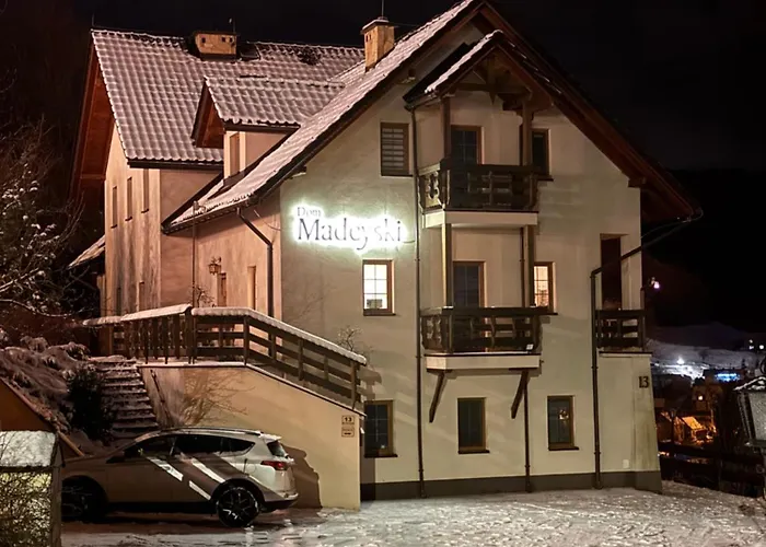Dom Madeyski בית אירוח