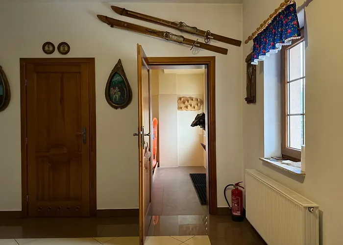 Dom Madeyski בית אירוח שצ'בניצה