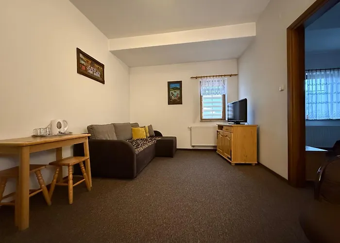 בית אירוח Dom Madeyski שצ'בניצה